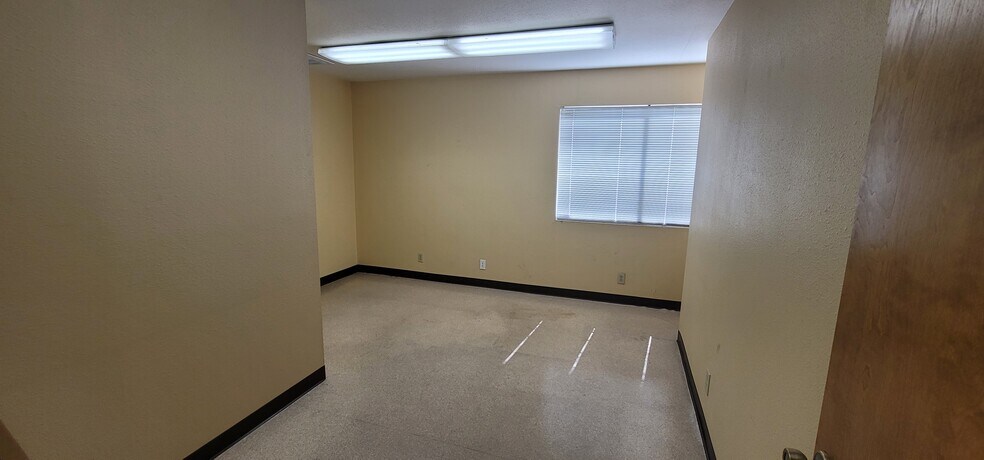 More Photos Of 295 Convair Ave, Chico Industrial For Lease