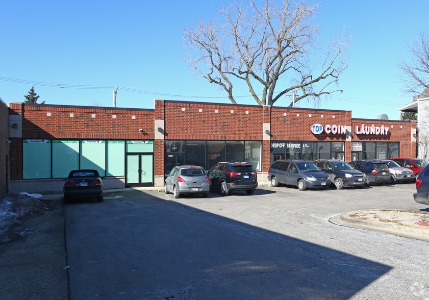 More Photos Of 4916-4926 N Pulaski Rd, Chicago Storefront For Lease