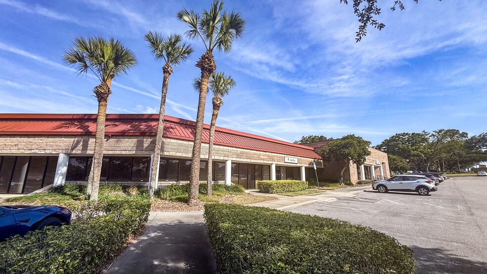 More Photos Of 528 Northlake Blvd, Altamonte Springs Unknown For Lease