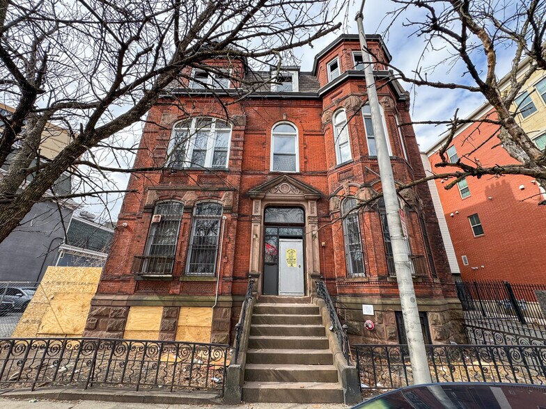 More Photos Of 67-69 Lincoln Park, Newark Apartments For Sale