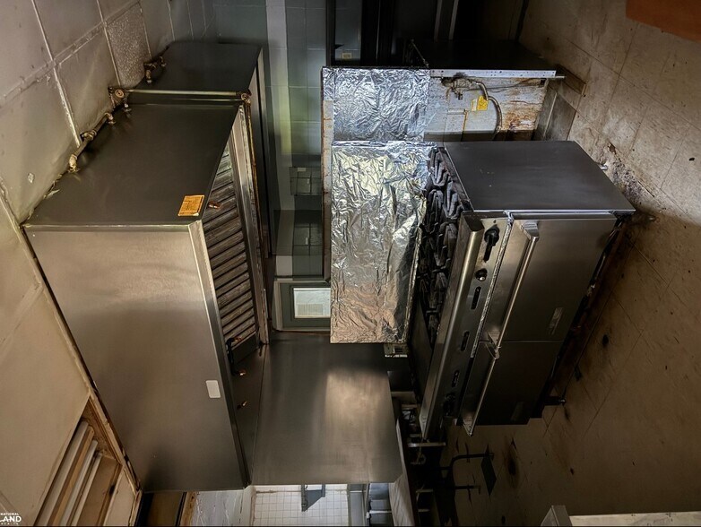 More Photos Of 201 Lee St, Tallulah Apartments For Sale