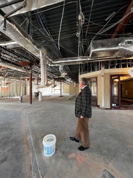 More Photos Of 1030 Loftis Blvd, Newport News Medical For Lease