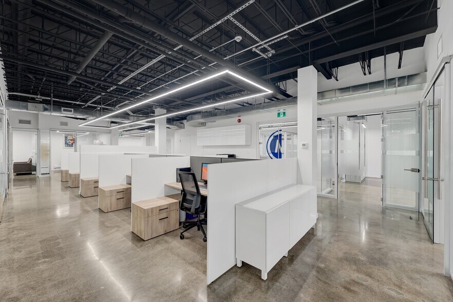 More Photos Of 150 Beverley St, Toronto Office For Sale