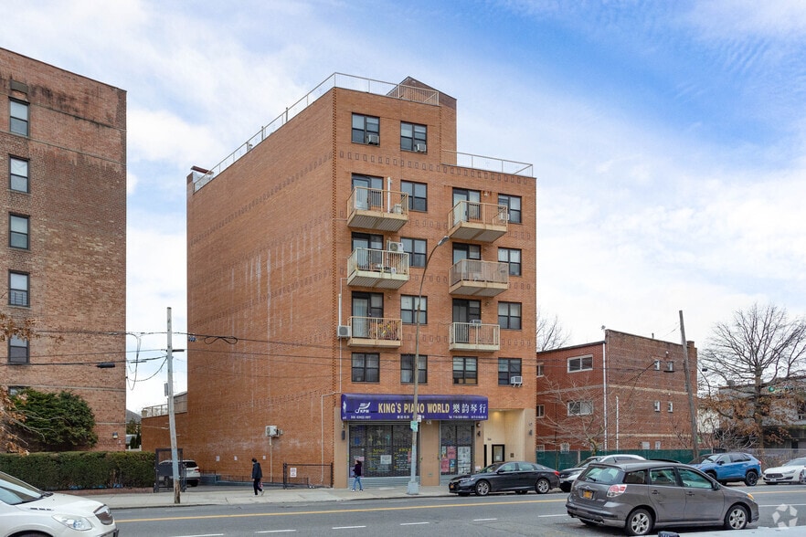 More Photos Of 366 Kings Hwy, Brooklyn Apartments For Sale