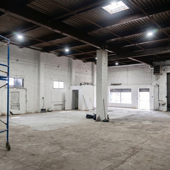 More Photos Of 9502-9508 Ditmas Ave, Brooklyn Warehouse For Lease