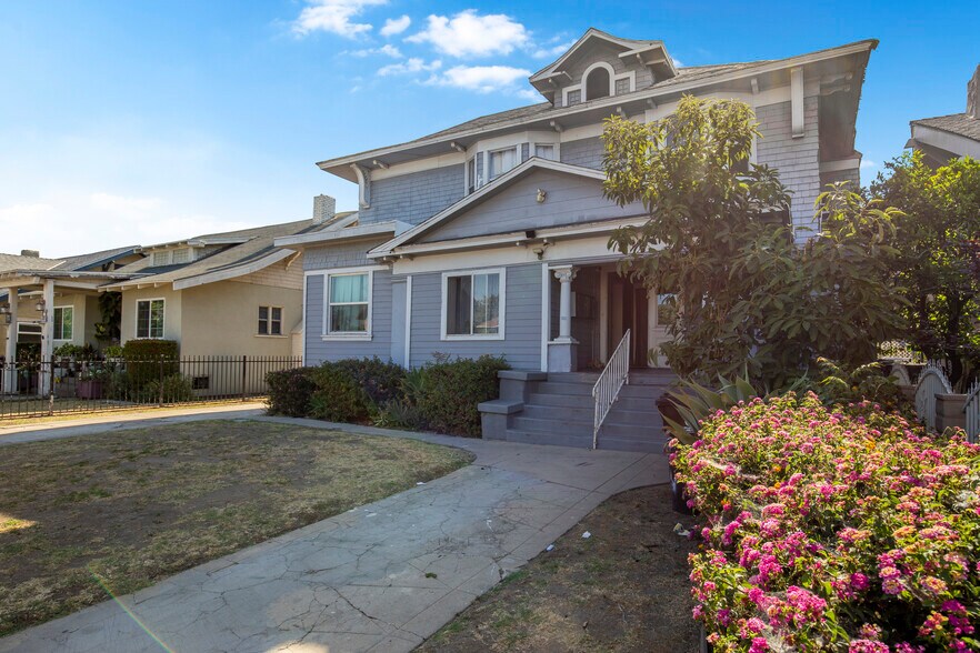 More Photos Of 1714 3rd Ave, Los Angeles Apartments For Sale
