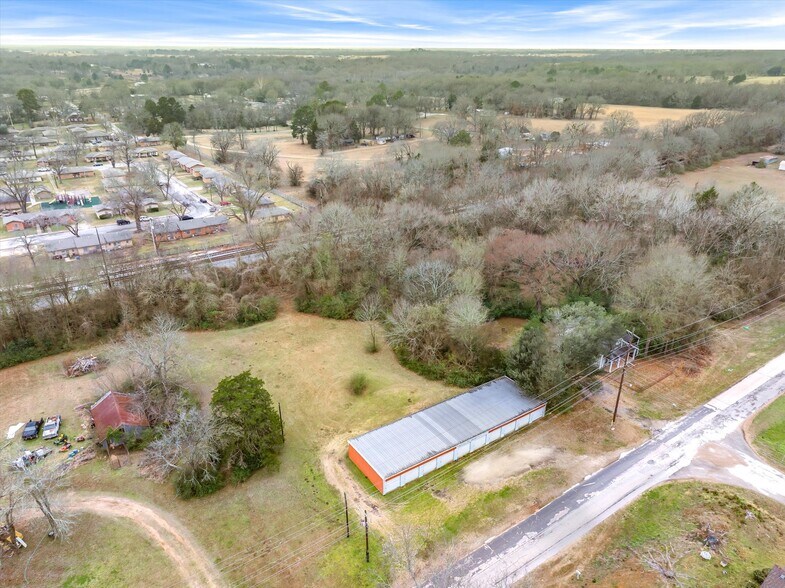 More Photos Of 601 Frank st, Grand Saline Self Storage For Sale