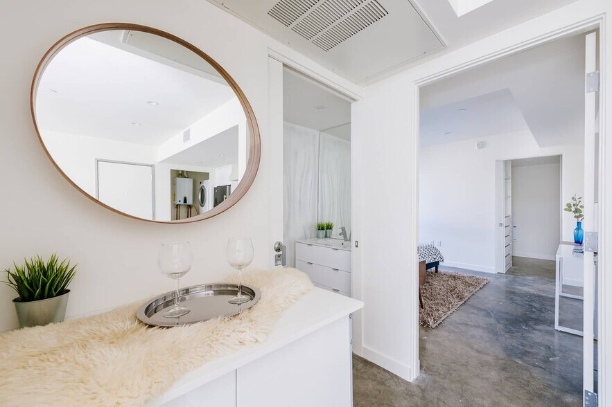 More Photos Of 12770 Caswell Ave, Los Angeles Apartments For Sale