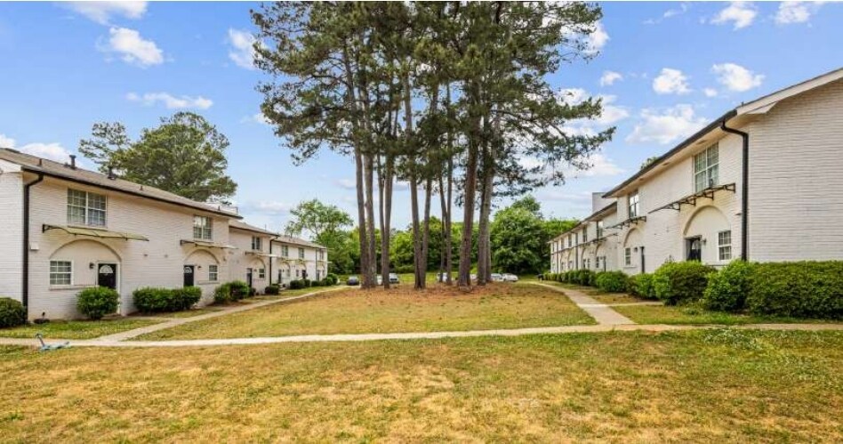 More Photos Of 7234 Tara Blvd, Jonesboro Apartments For Sale