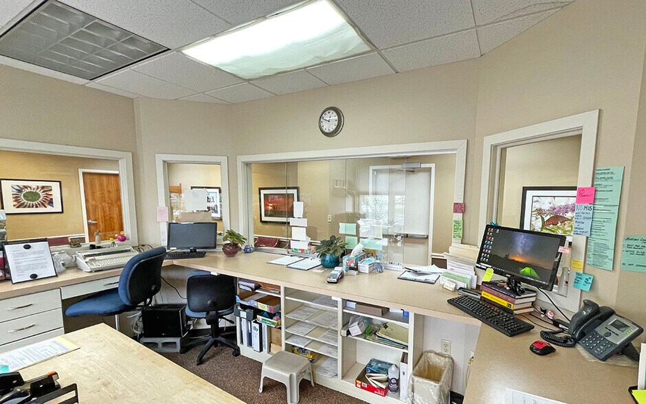 More Photos Of 2151 Linglestown Rd, Harrisburg Medical For Sale