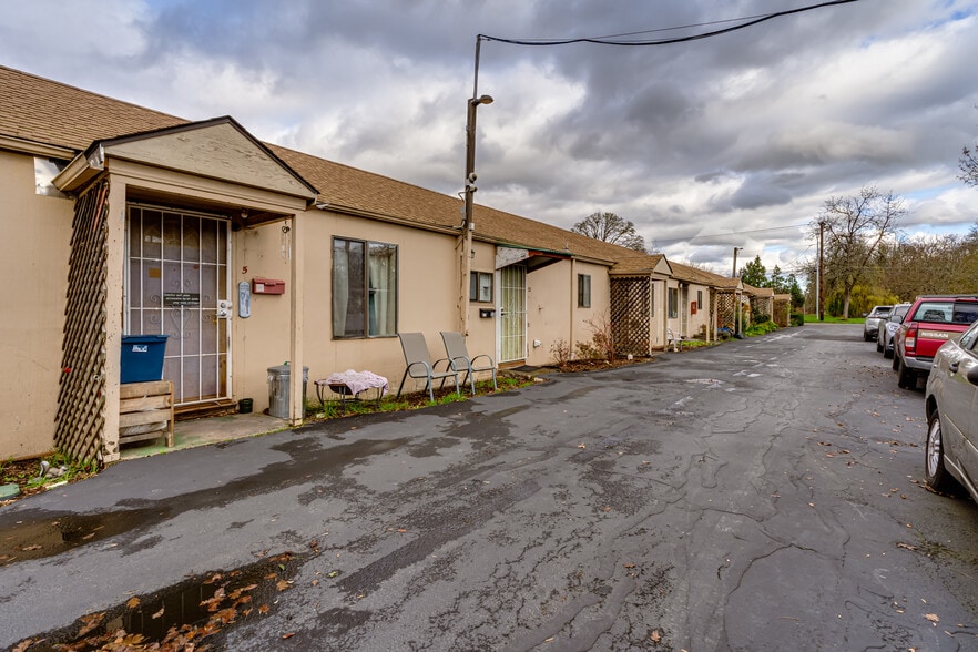 More Photos Of 1612 Polk St, Eugene Apartments For Sale