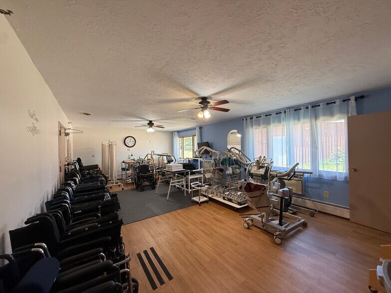 More Photos Of 702 Cedar Ave, Laurel Multifamily For Sale