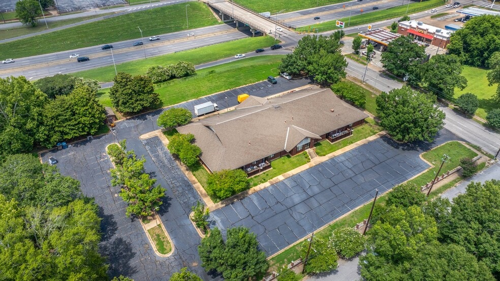 More Photos Of 762 S Court St, Montgomery Religious Facility For Sale