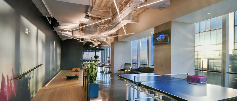 More Photos Of 4 World Trade Center, New York Office For Lease