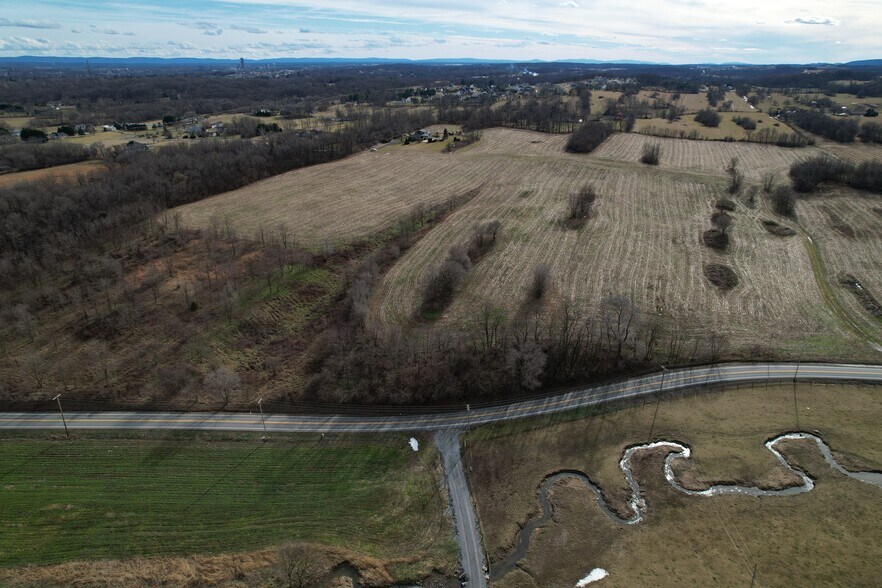 More Photos Of 1623 Lost Rd, Martinsburg Land For Sale