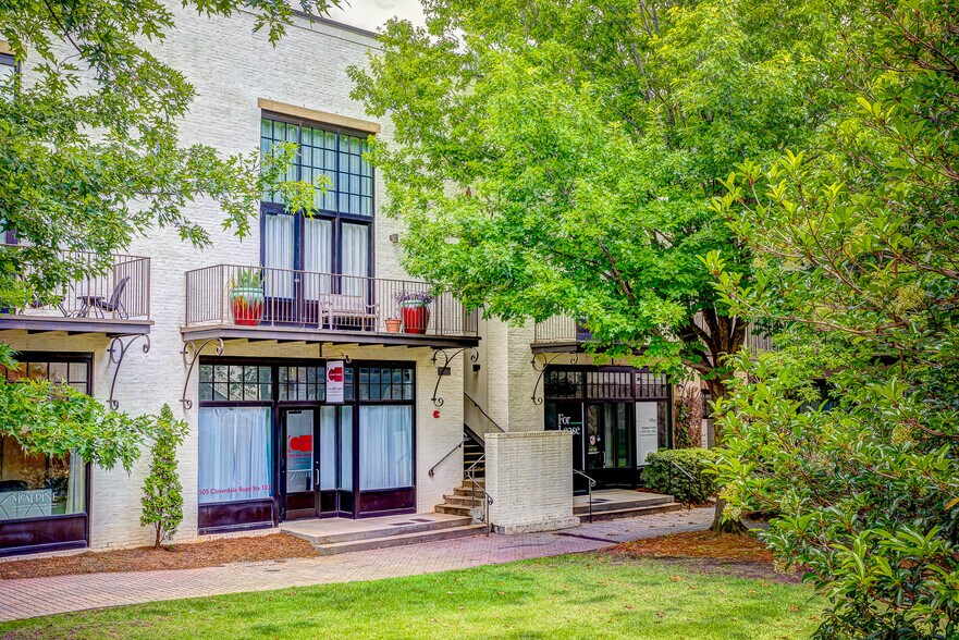 More Photos Of 501 Cloverdale Rd, Montgomery Apartments For Lease