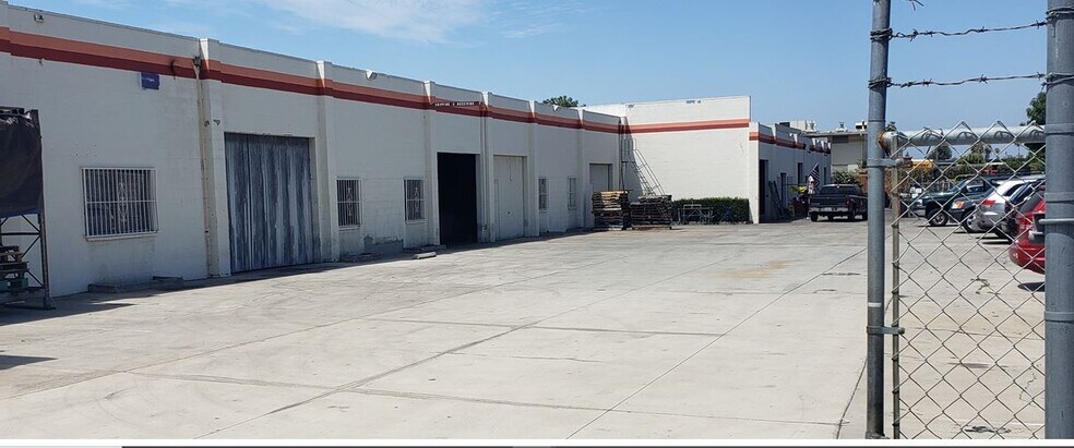 Primary Photo Of 8145 Byron Ave, Whittier Manufacturing For Lease