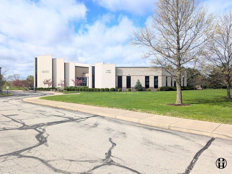 Primary Photo Of 3085 W 116th St, Carmel Religious Facility For Sale