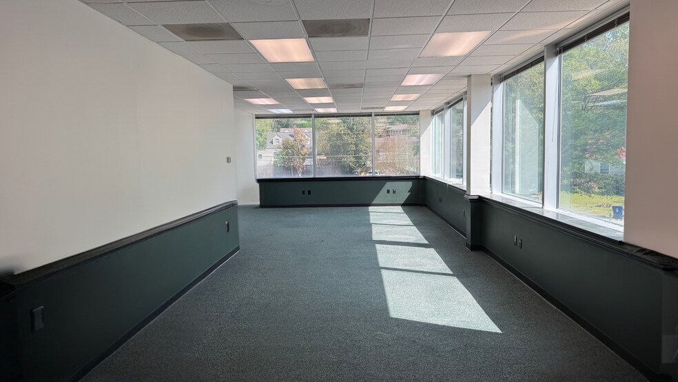 More Photos Of 790 Pershing Rd, Raleigh Office For Lease