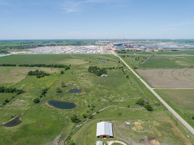 More Photos Of 3800 County Road 404, Taylor Land For Lease