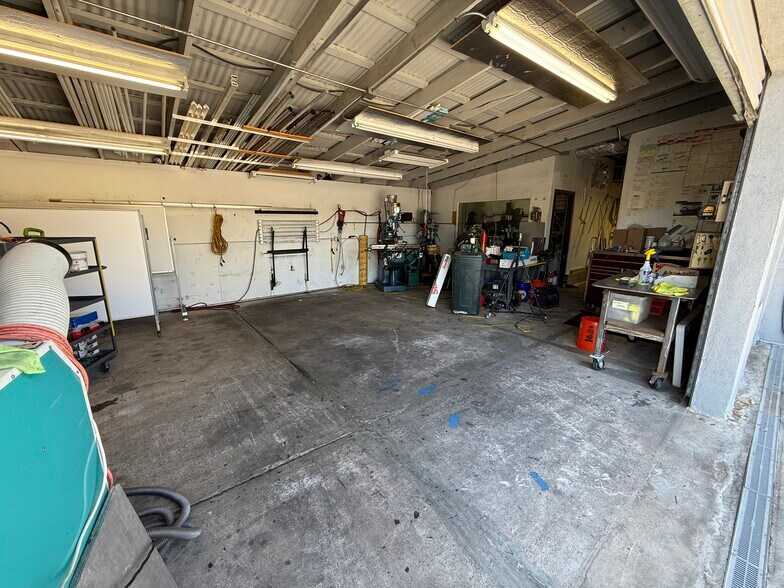 More Photos Of 4630 N 12th St, Phoenix Light Distribution For Lease
