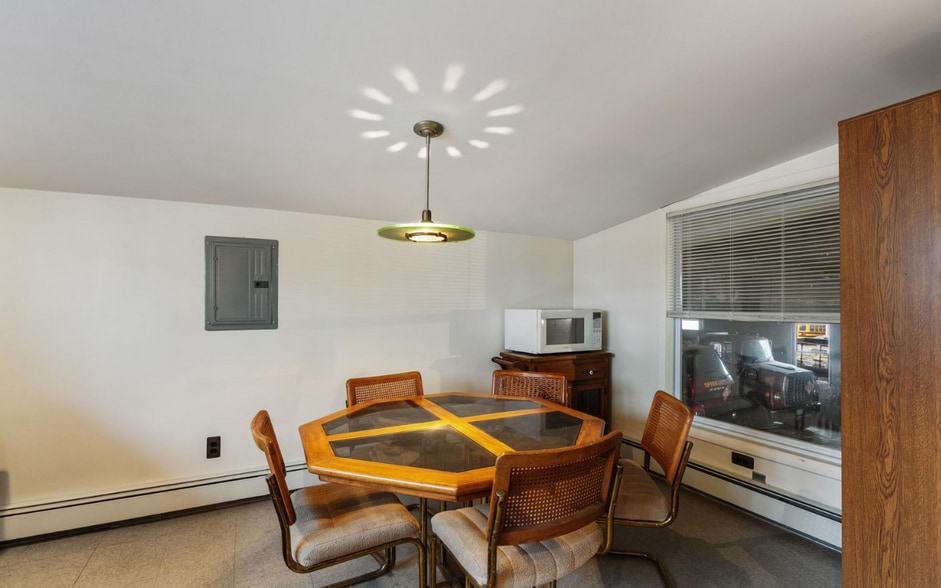 More Photos Of 26 Little St, Matawan Flex For Sale