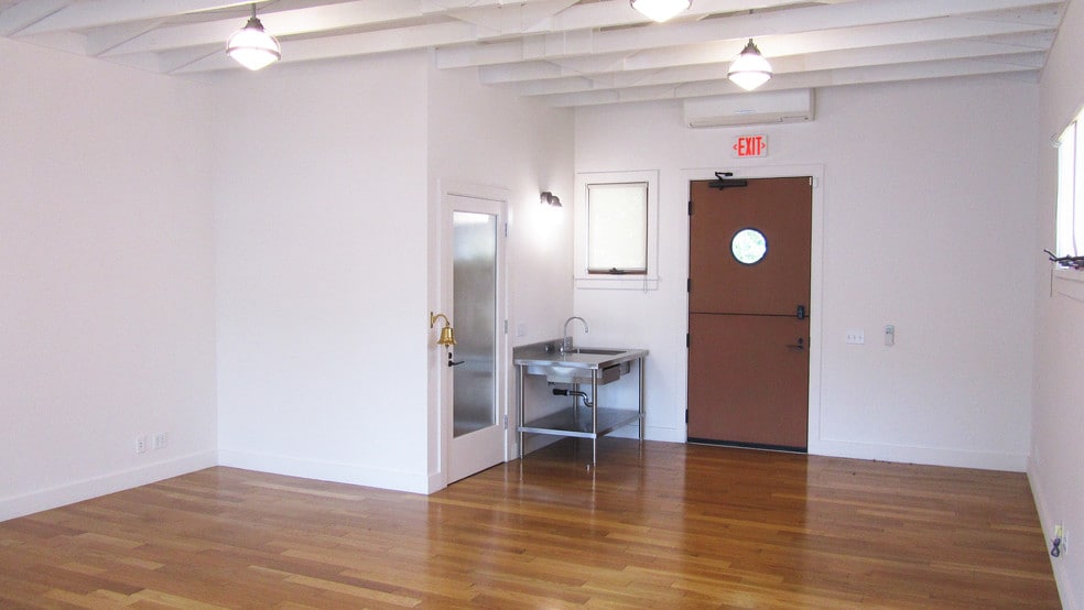 More Photos Of 911 De la Vina St, Santa Barbara Office For Lease