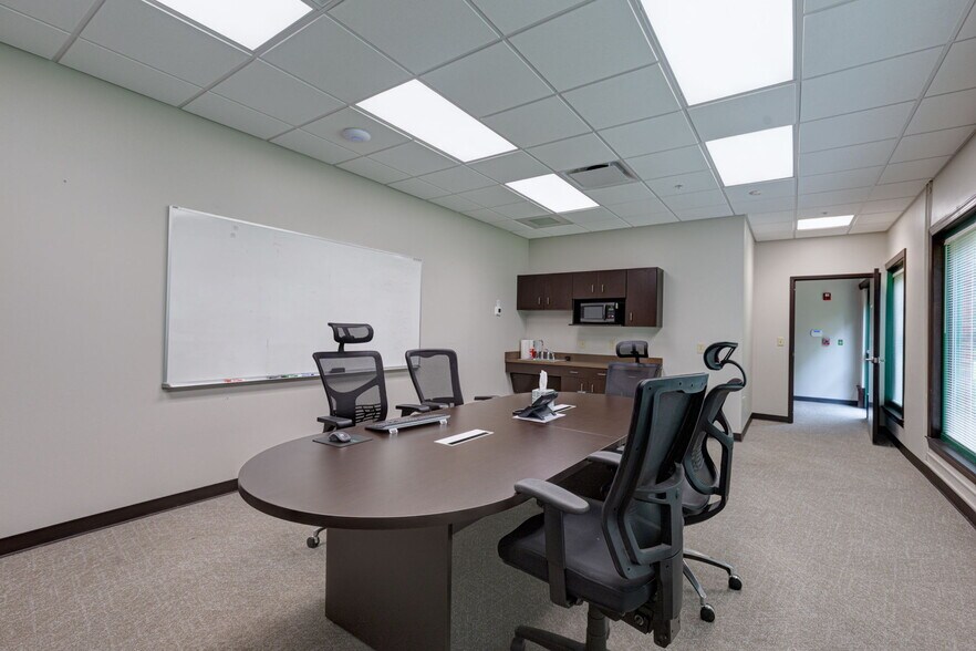 More Photos Of 1100 Brookstone Centre Pky, Columbus Office Residential For Sale