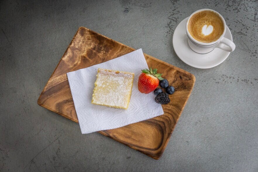 More Photos Of 214 E 1st St, Hermann Storefront Retail Residential For Sale