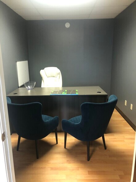 More Photos Of 2273 Barataria Blvd, Marrero Loft Creative Space For Lease