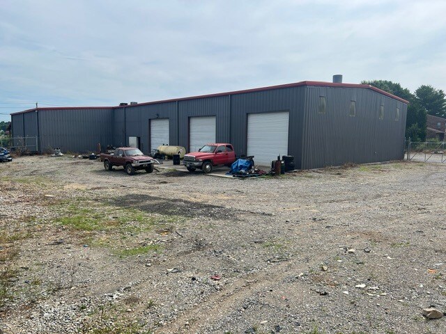More Photos Of 660 New Hwy 68, Sweetwater Freestanding For Sale