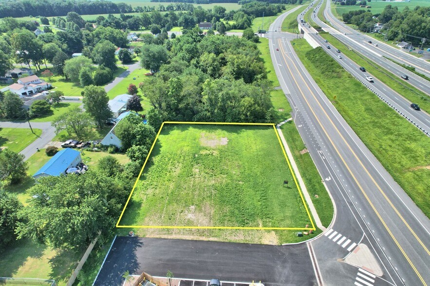 More Photos Of 0 Front St, Frederica Land For Lease