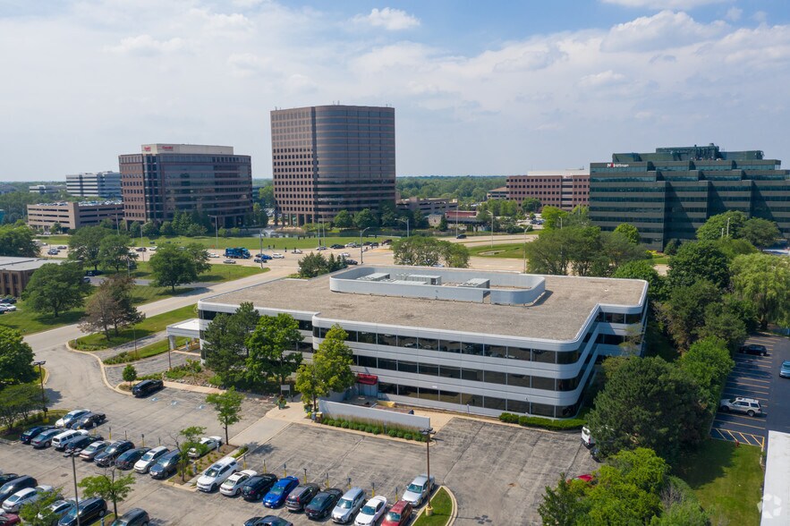 More Photos Of 2221 Camden Ct, Oak Brook Office For Lease
