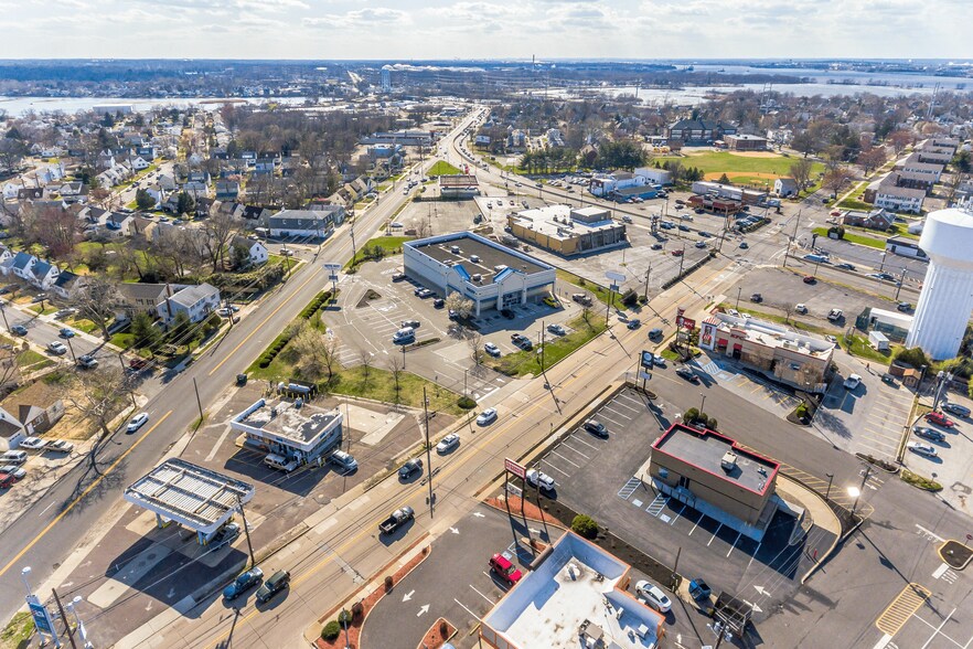More Photos Of 702 Browning Ln, Gloucester City Drugstore For Lease