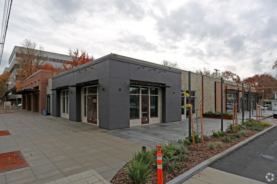 More Photos Of 1800-1814 15th St, Sacramento General Retail For Lease