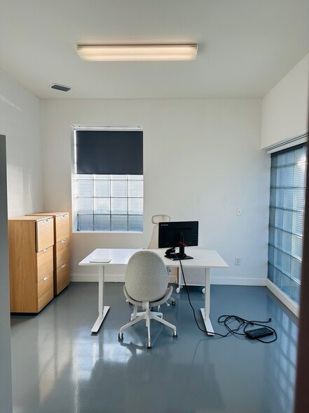 More Photos Of 503 W Robinson St, Orlando Industrial For Lease