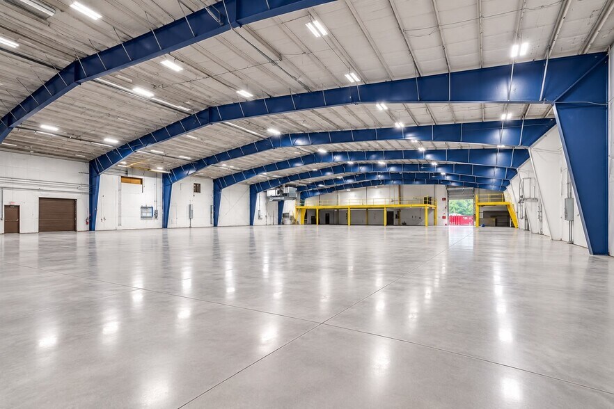 More Photos Of 380 NY-210, Stony Point Warehouse For Lease