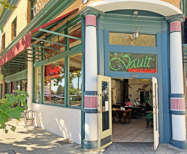 More Photos Of 3350-3362 Adeline St, Berkeley Storefront For Lease