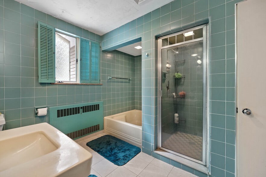 More Photos Of 701 Thompson Ave, Donora Funeral Home For Sale