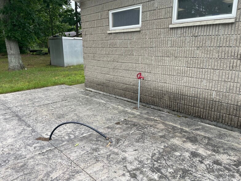 More Photos Of 52 Nestle Dr, Fulton Lodge Meeting Hall For Sale