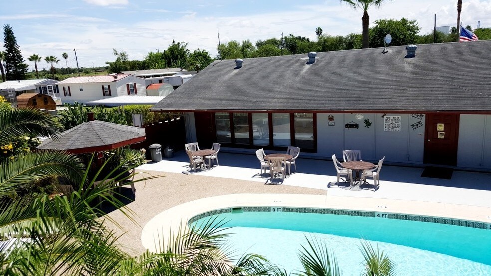 More Photos Of 1402 S International Blvd, Weslaco Manufactured Housing Mobile Home Park For Sale