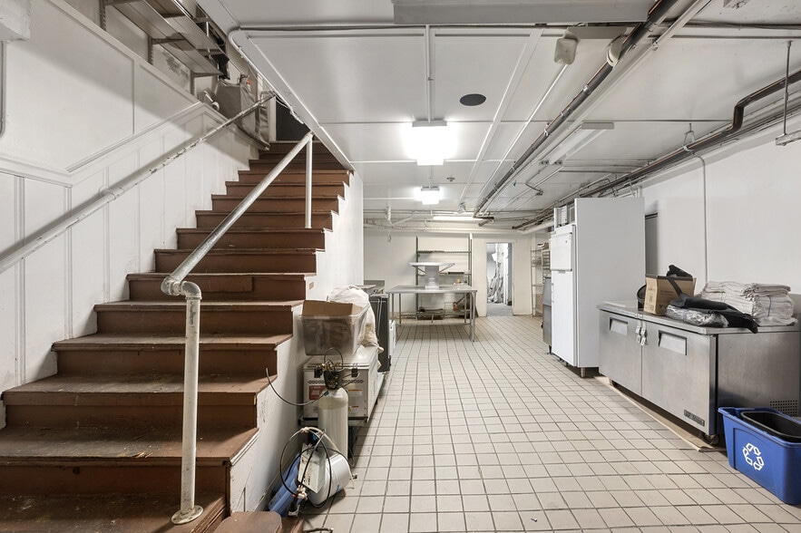 More Photos Of 373-377 Broadway St, San Francisco Apartments For Lease