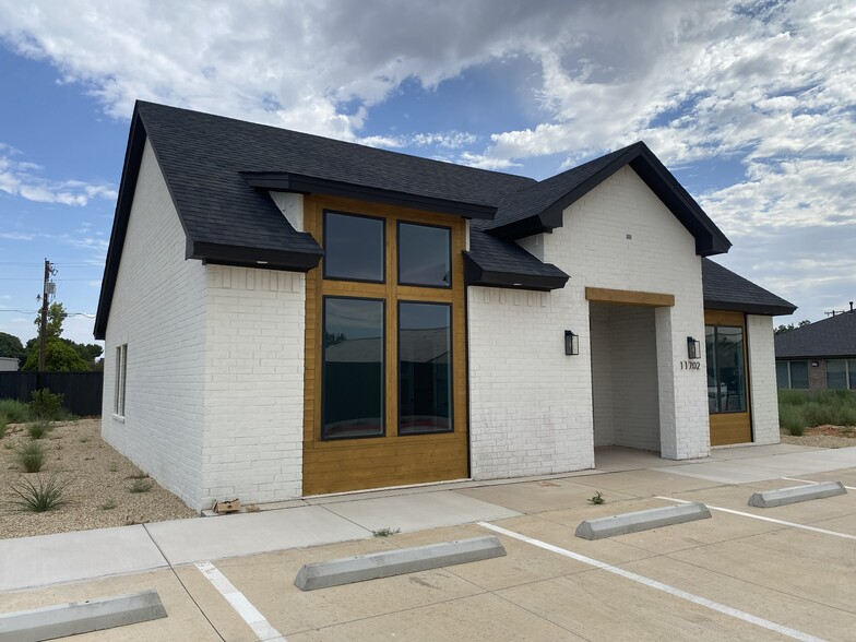 More Photos Of 11702 Frankford Ave, Lubbock Medical For Sale