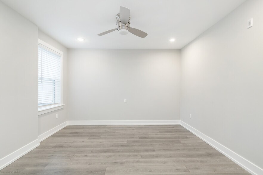 More Photos Of 1309 S 52nd St, Philadelphia Apartments For Sale