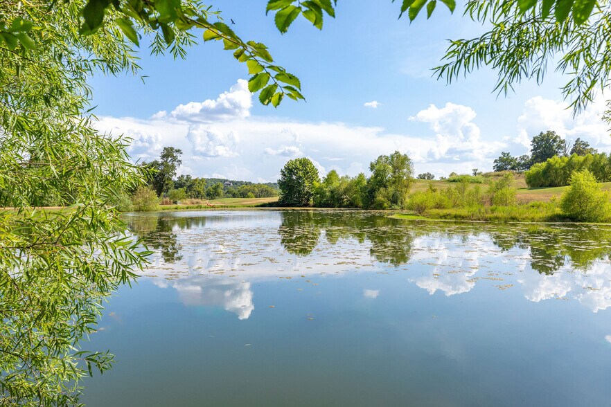 More Photos Of 1211 Cox Ford Rd, Crane Specialty For Sale