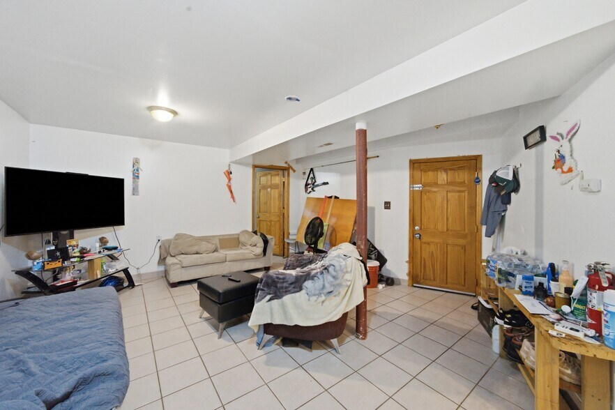 More Photos Of 2038 N Kostner Ave, Chicago Multifamily For Sale