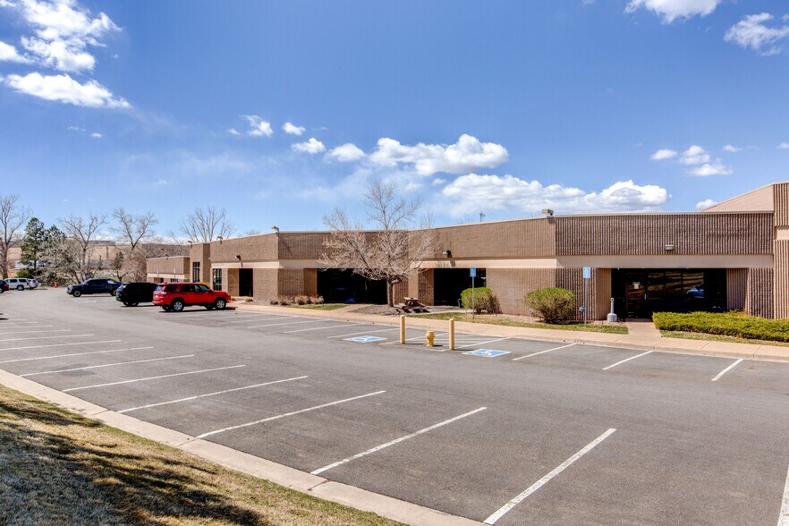 More Photos Of 7399 S Tucson Way, Centennial Flex For Lease