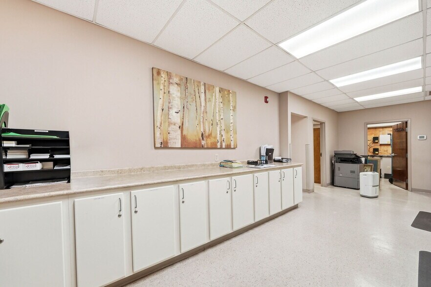 More Photos Of 329 Wesley St, Johnson City Medical For Sale