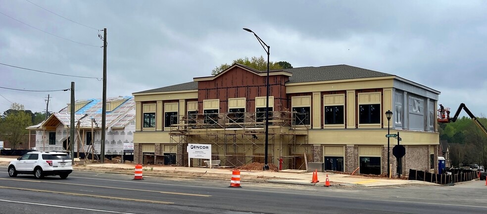 More Photos Of 691 N Main St, Milton General Retail For Lease