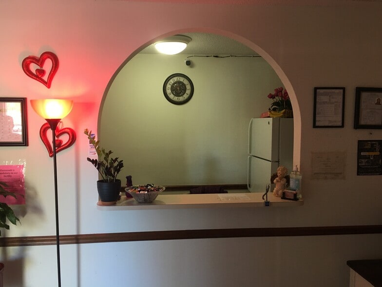 More Photos Of 3830 Williamsburg Park Blvd, Jacksonville Medical For Sale
